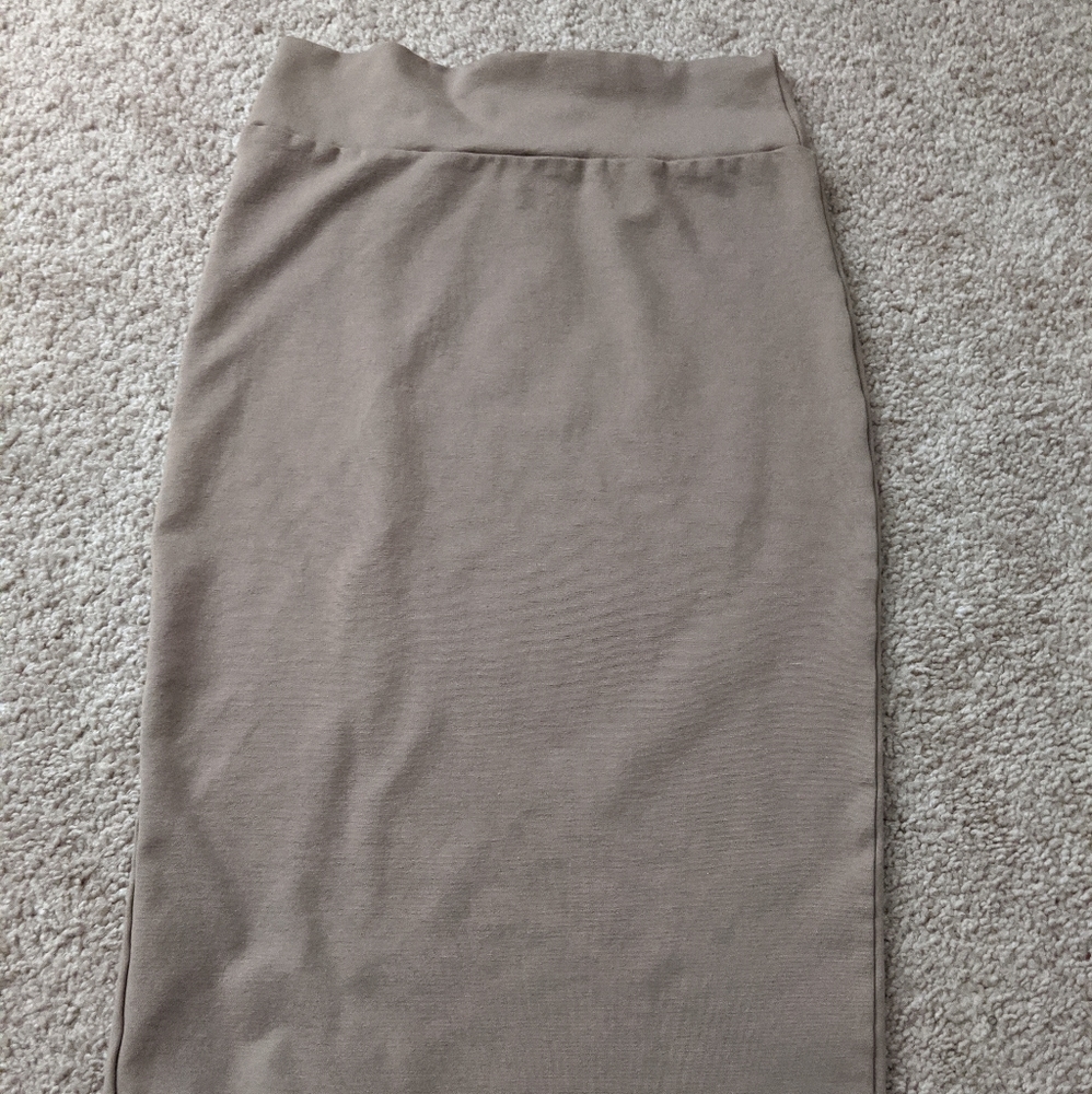 Tan midi skirt.